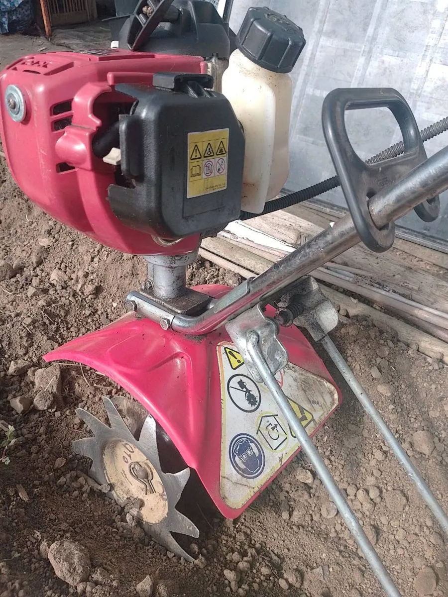 Honda mantis tiller rotavator 4 stroke - Image 1