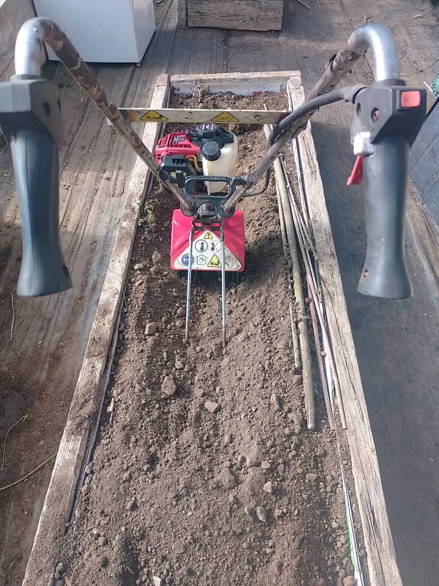 Honda mantis tiller rotavator 4 stroke - Image 3