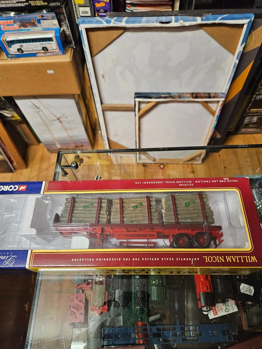 Corgi Trailer with Log Load 1.50 - Image 1