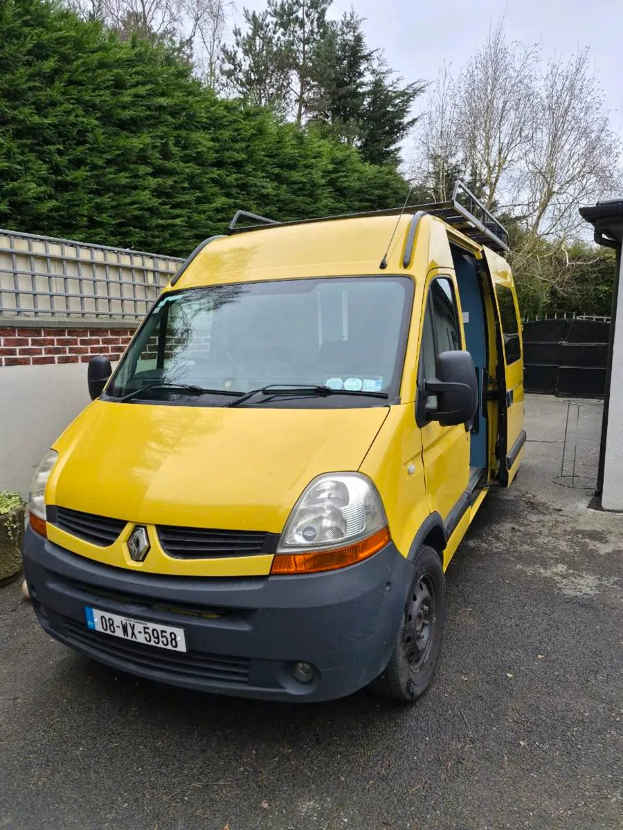 Renault Master 2.5DCi 146bhp Camerpvan - Image 1