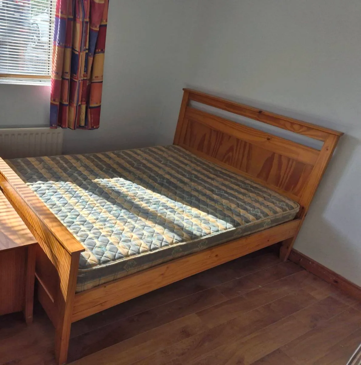 Small double (4.6ft) bed - Image 3