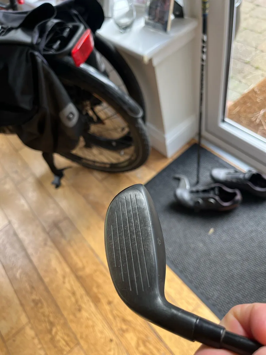 Srixon 3 Hybrid - Image 2