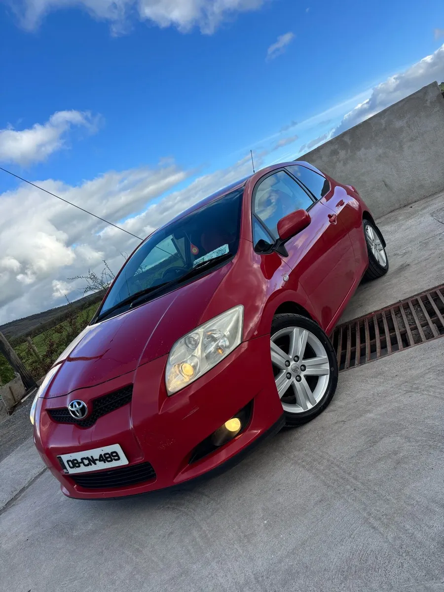 Auris van 1.4 d4d - Image 1