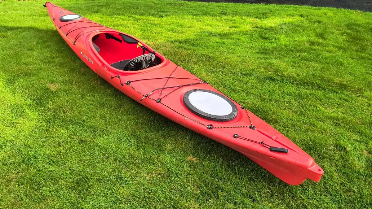 Sea kayak - Image 1