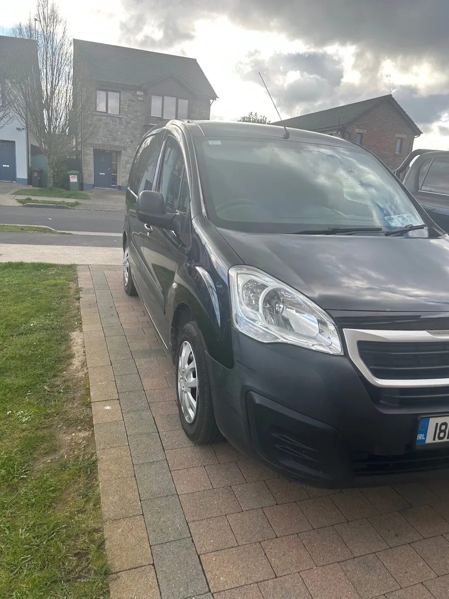 Peugeot Partner - Image 1