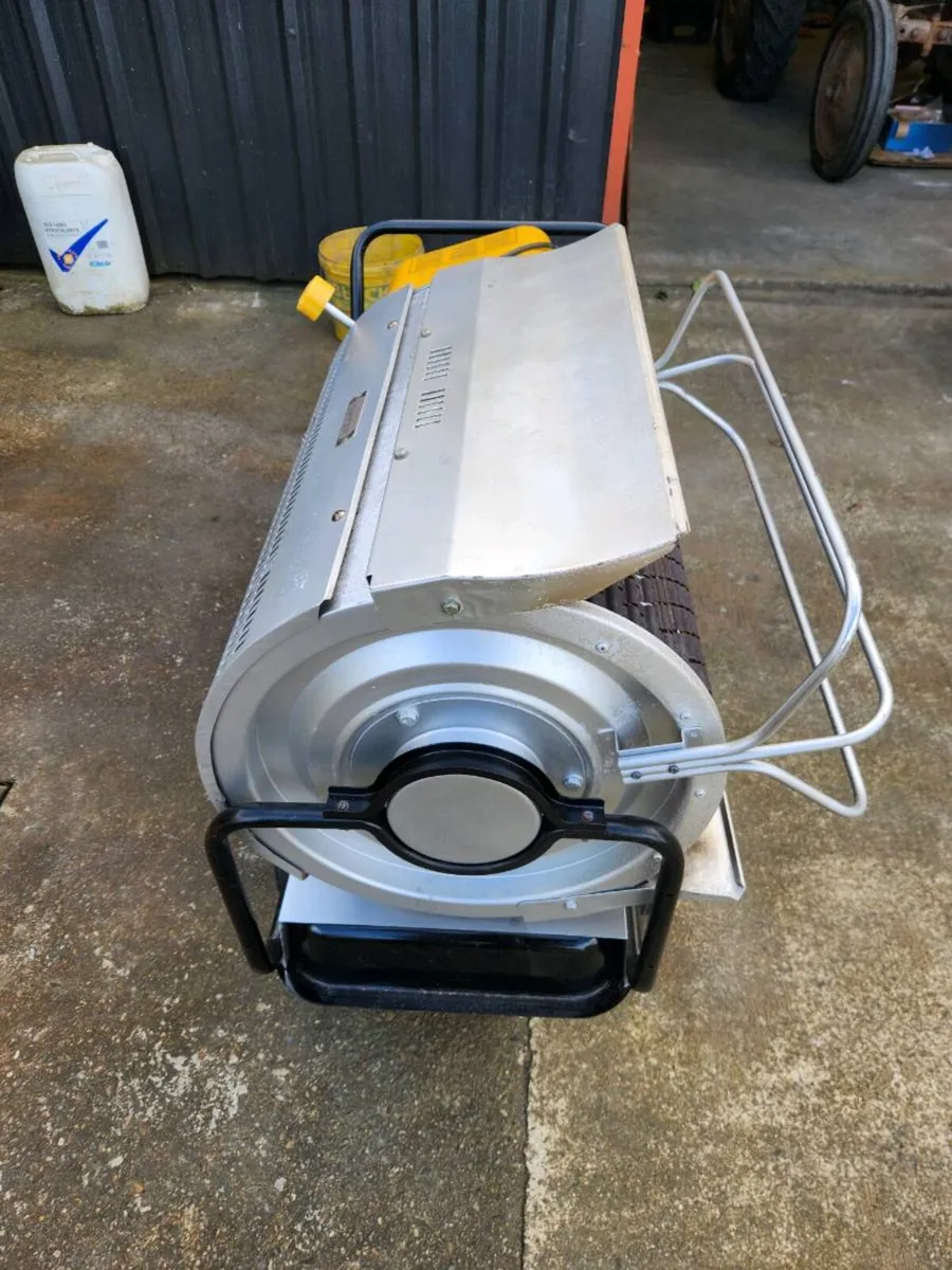 Infrasun garage heater - Image 2