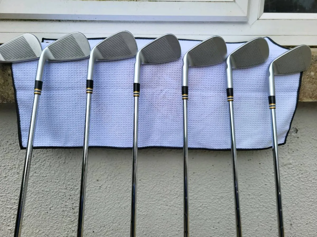 Ping i230 Irons - Image 3