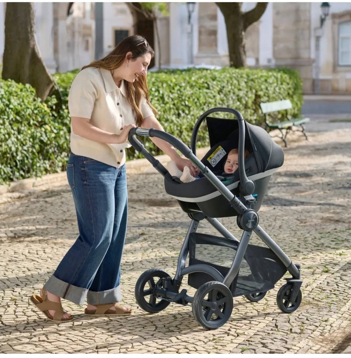 Pram . Zummi Panorama XTi 2-in-1,travel system. - Image 2