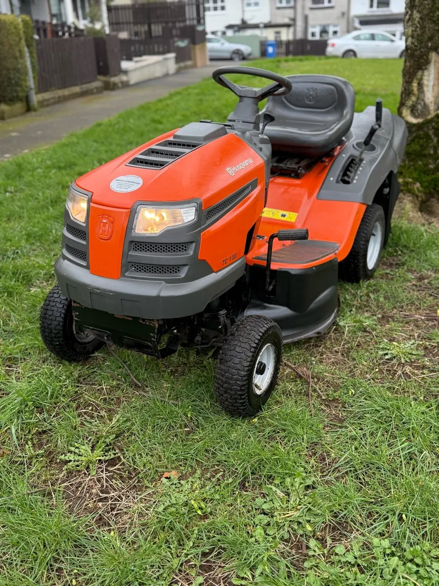Husqvarna Ride on mower - Image 4