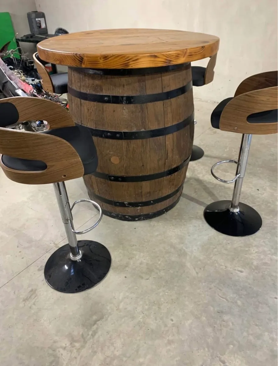 Whiskey barrel - Image 4