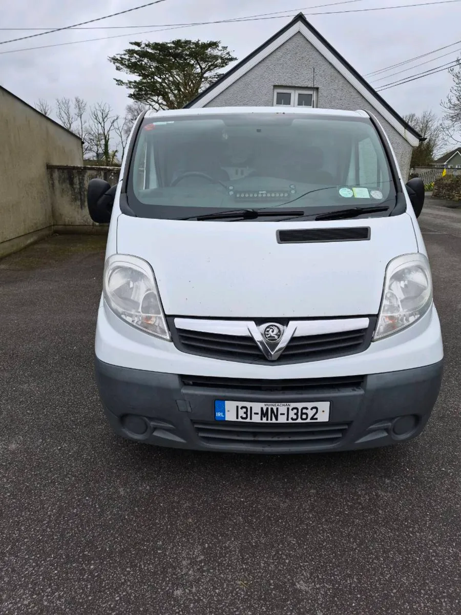 13 VAUXHALL VIVARO 2.0 CDTI - Image 1