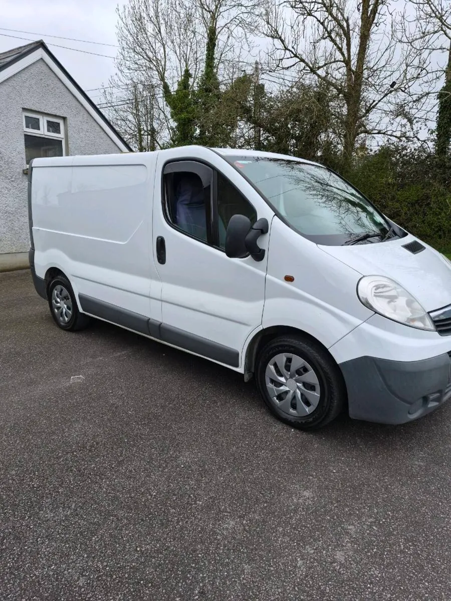 13 VAUXHALL VIVARO 2.0 CDTI - Image 2