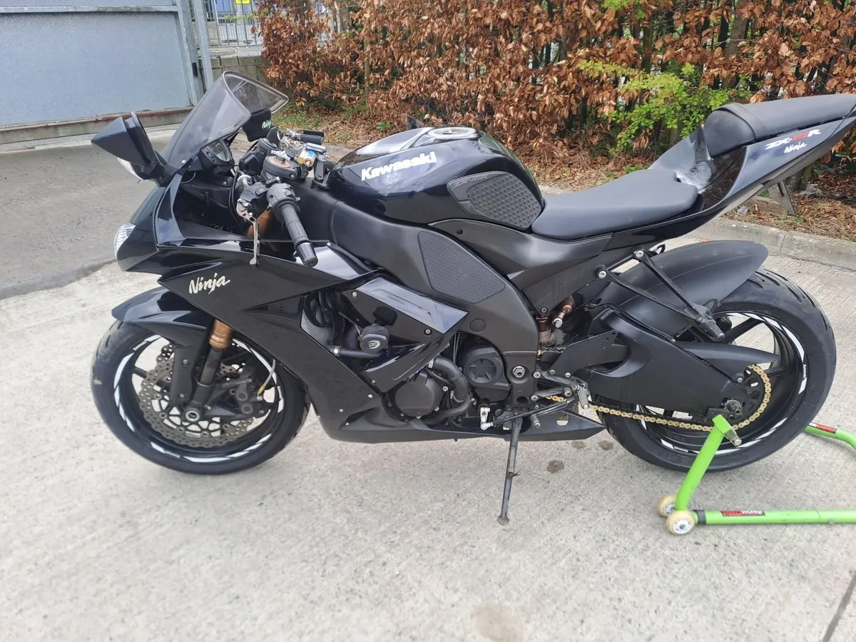 kawasaki ZX10 - Image 1