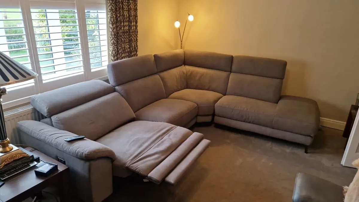 Corner suite - Image 1