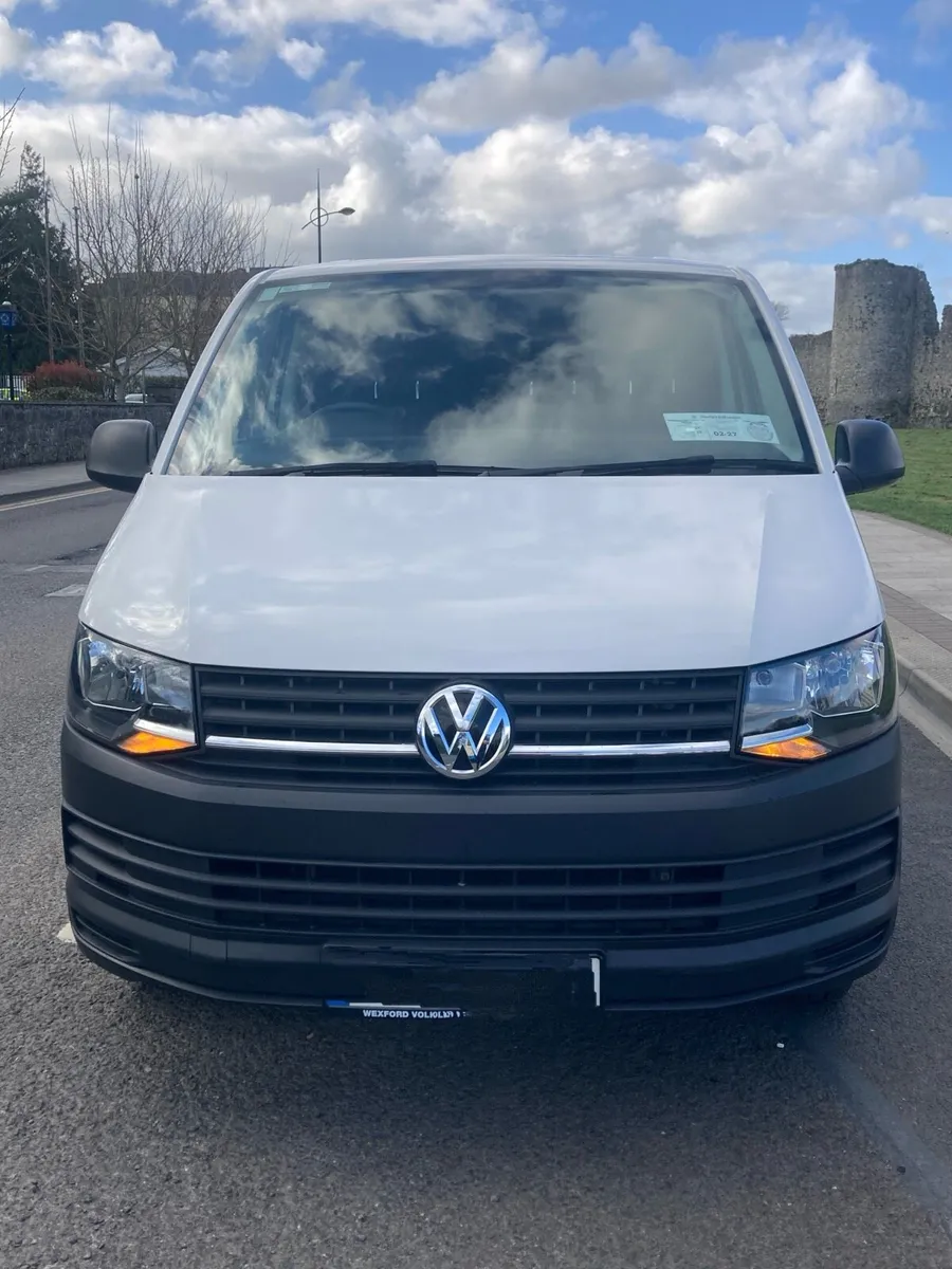 Volkswagen Transporter 1.9TDI SWB Very Low Mileage - Image 3