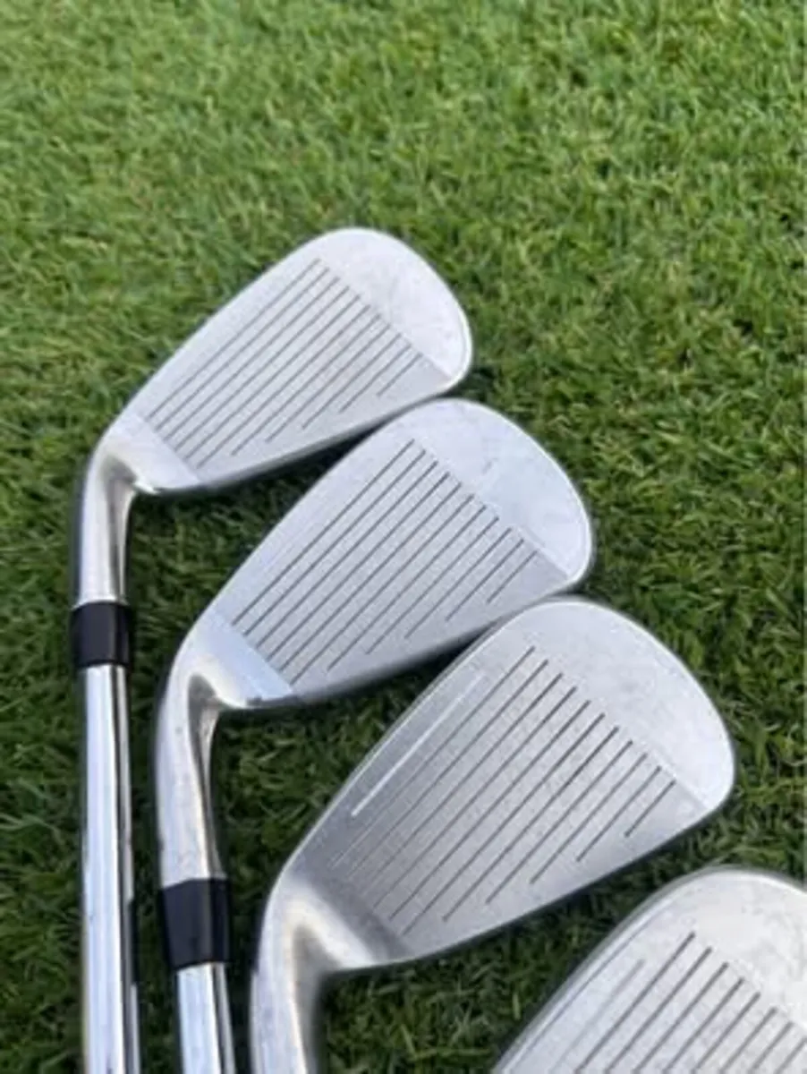 Full set of Cobra Golf clubs - Image 4