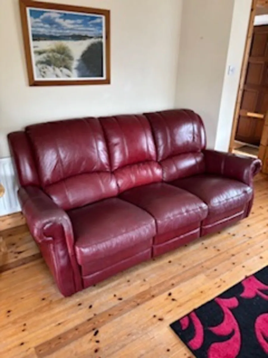 Red Leather Living Room Set (FREE to take away) - Image 1