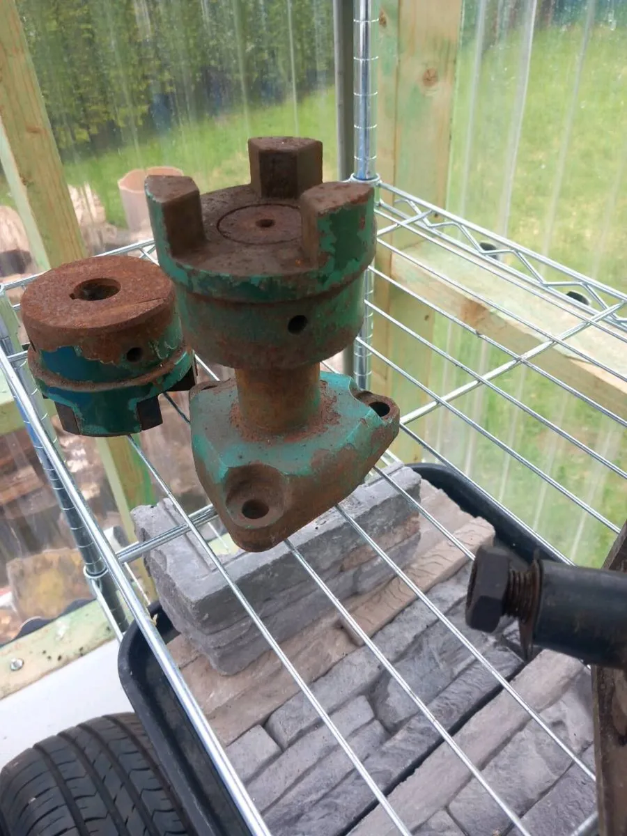 Lister flywheel adapter - Image 1