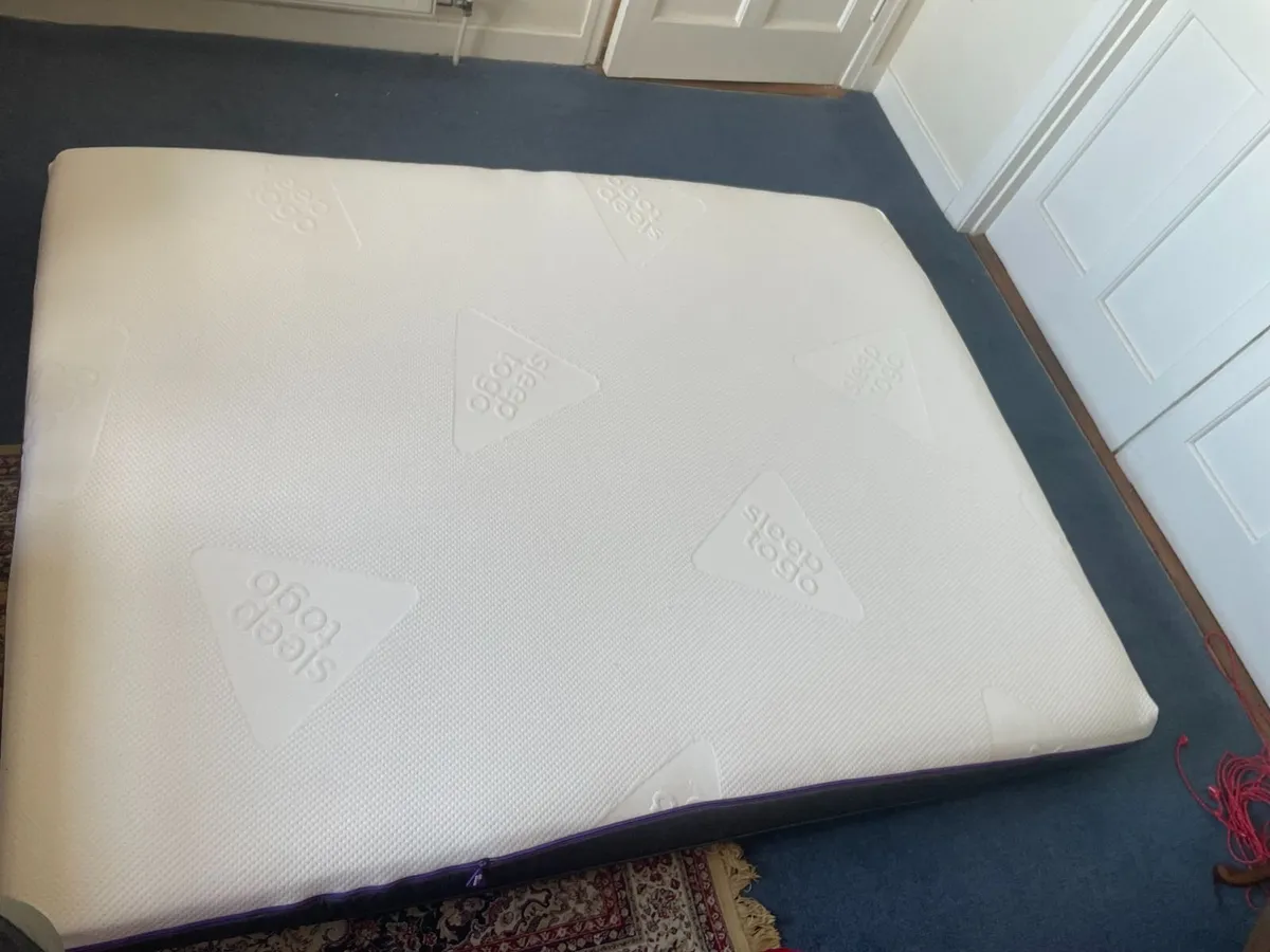Sleep and Go King Size Memory Foam Mattress - Image 2