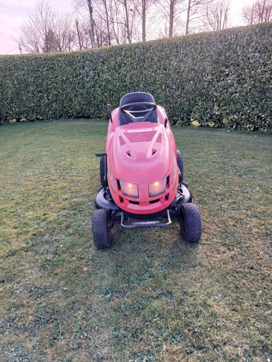 Castlegarden hydrostatic Briggs engine - Image 3