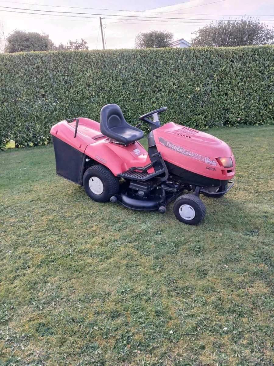 Castlegarden hydrostatic Briggs engine - Image 1