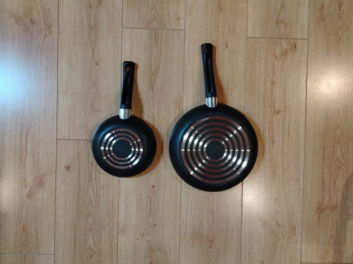 Tefal Taste Twin Frying Pan Set (20cm & 28cm) NEW - Image 2