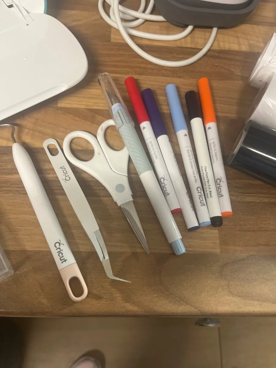 Cricut bundle - Image 3