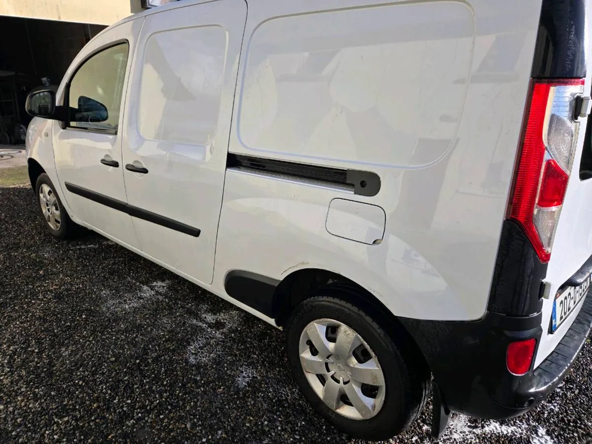 Renault Kangoo Doe 10/26 - Image 2