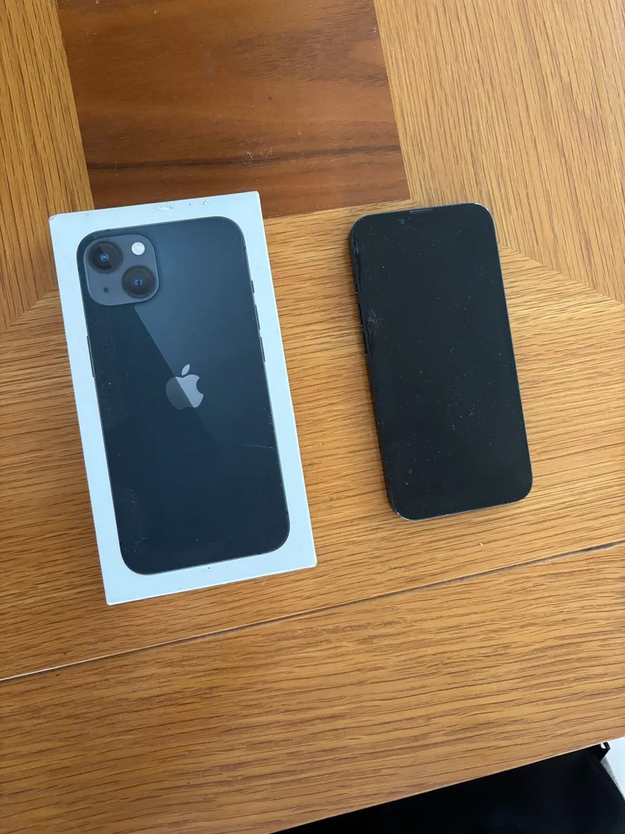 iPhone 13 screen cracked - Image 1