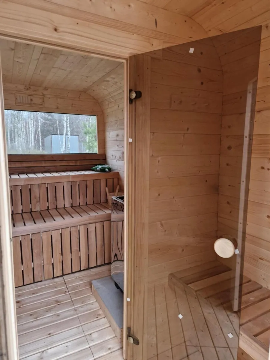 Sauna , Hottubs and plunge pools - Image 4