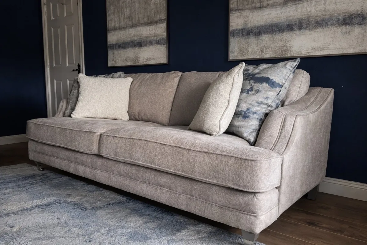2 Week Old Belvedere 4 Seater Sofa + Matching Otto - Image 3
