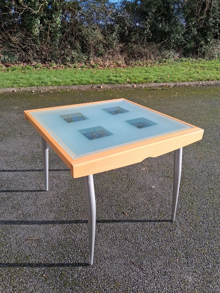 Dining table - Image 2