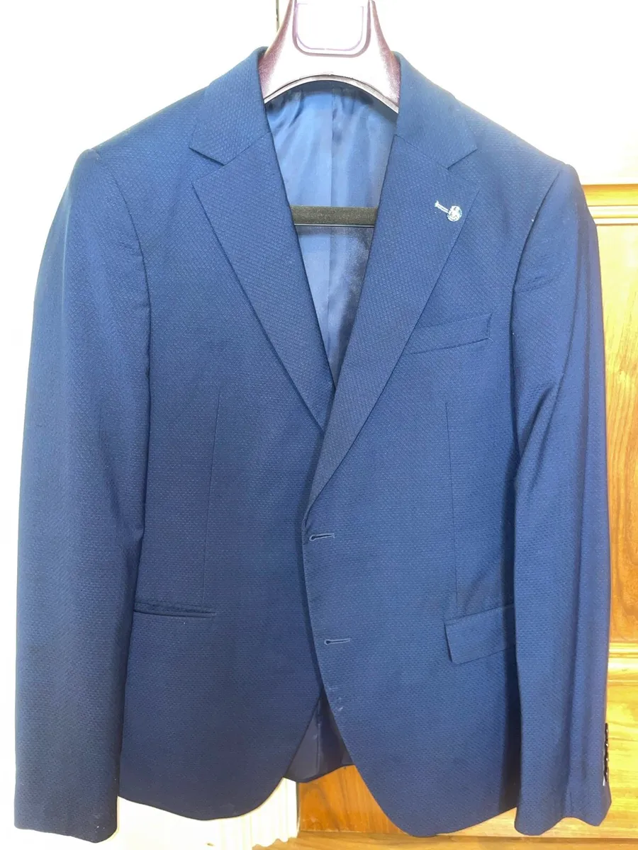 Men’s 3 piece suit - Image 1