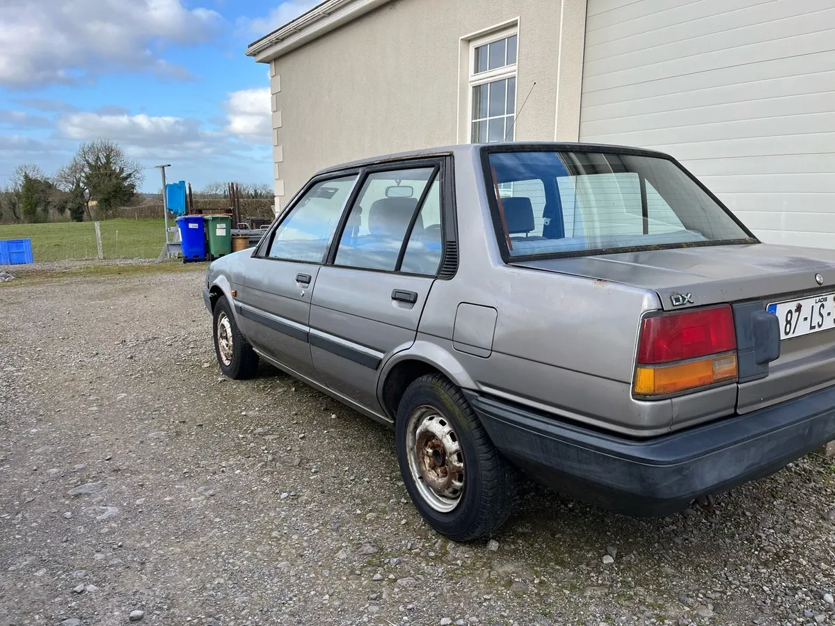 Toyota Corolla - Image 4