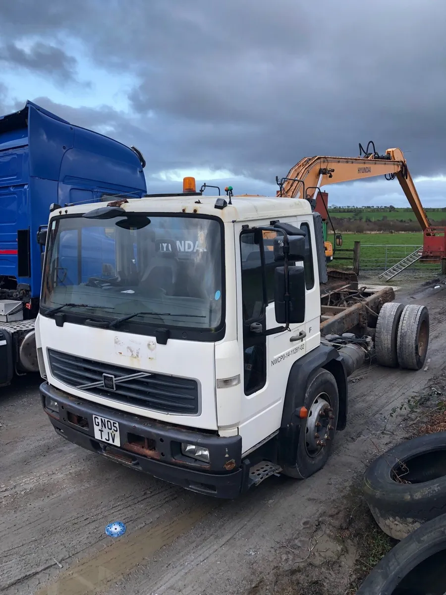 Volvo FL6 full air suspension - Image 2