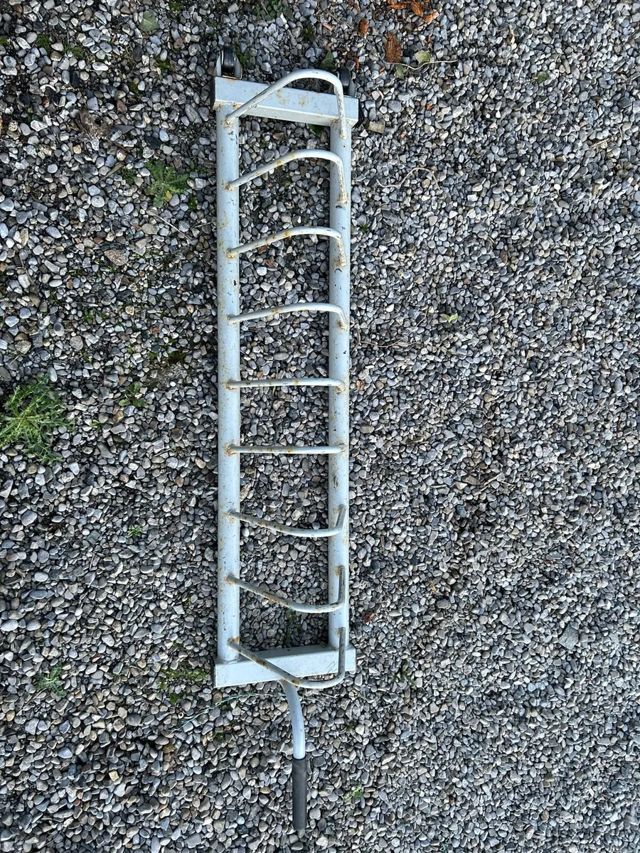 Weight rack and barbell holder - Image 1