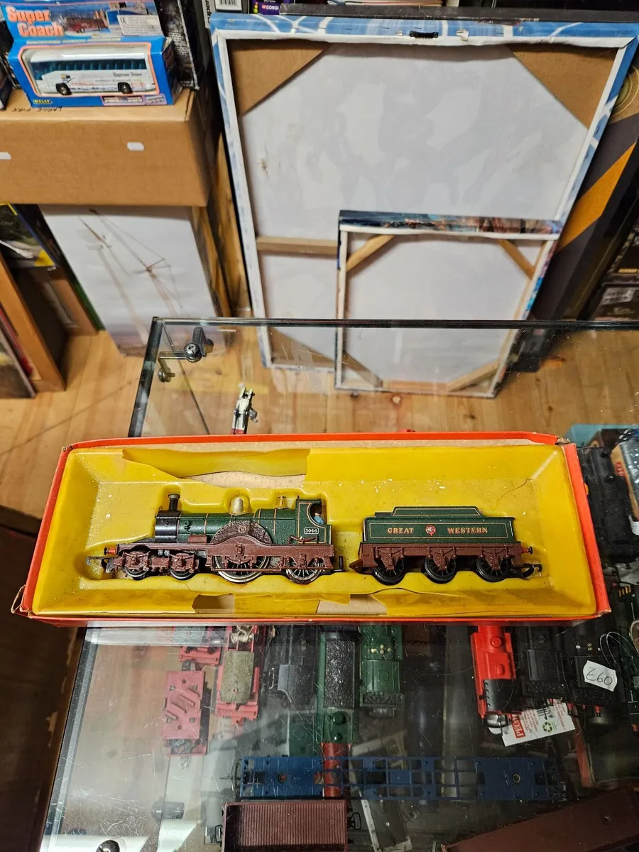 Hornby Triang OO Gauge Steam Engine - Image 1