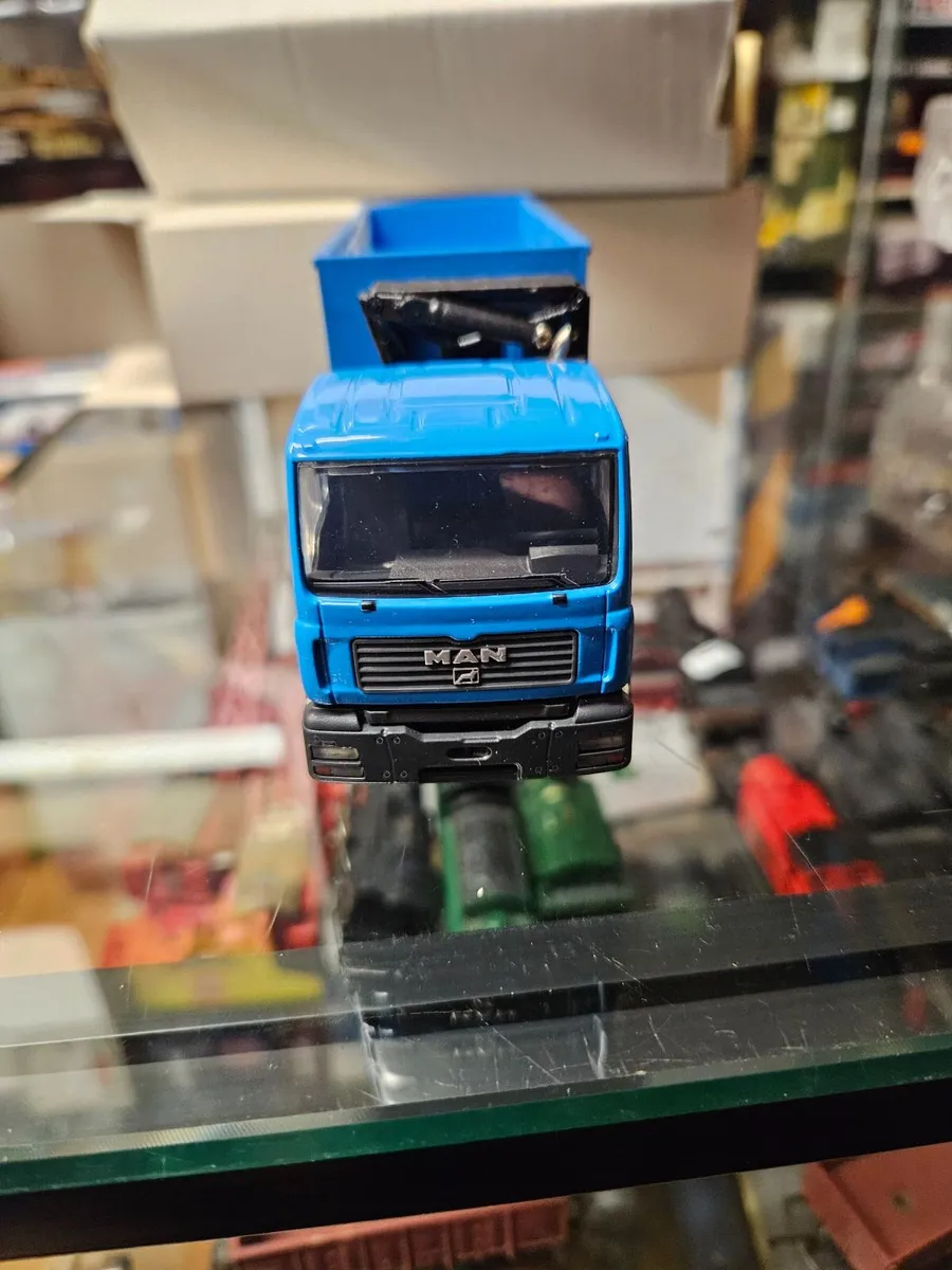 Corgi Conrad MAN Skip Truck 1.50 - Image 1