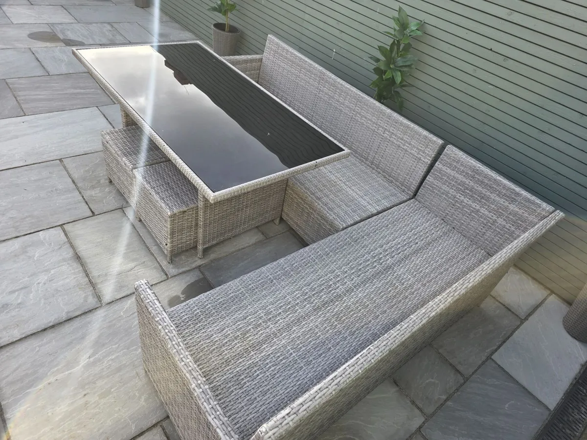 Garden furniture - Image 2