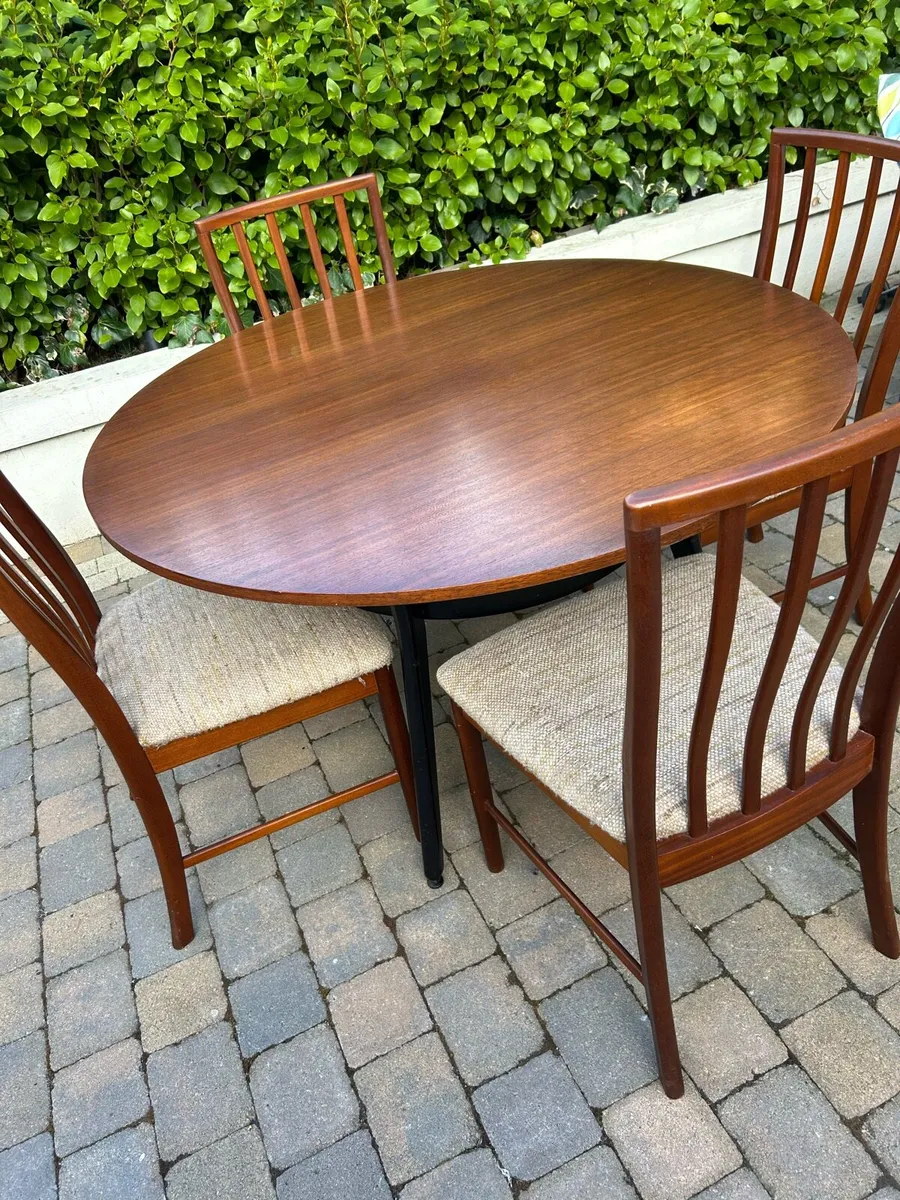 G Plan gold label table & 4 teak chairs retro - Image 2