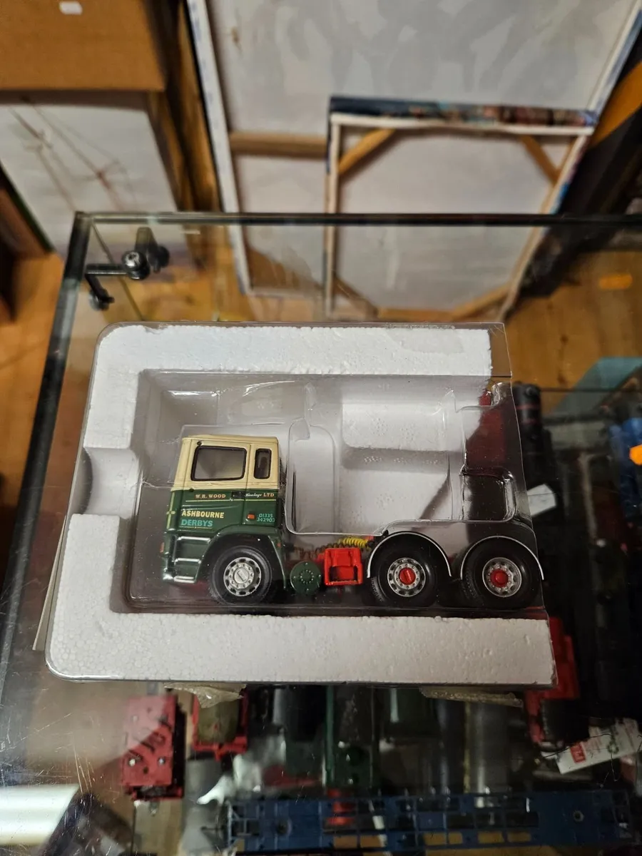 Corgi ERF Tractor Unit 1.50 - Image 1