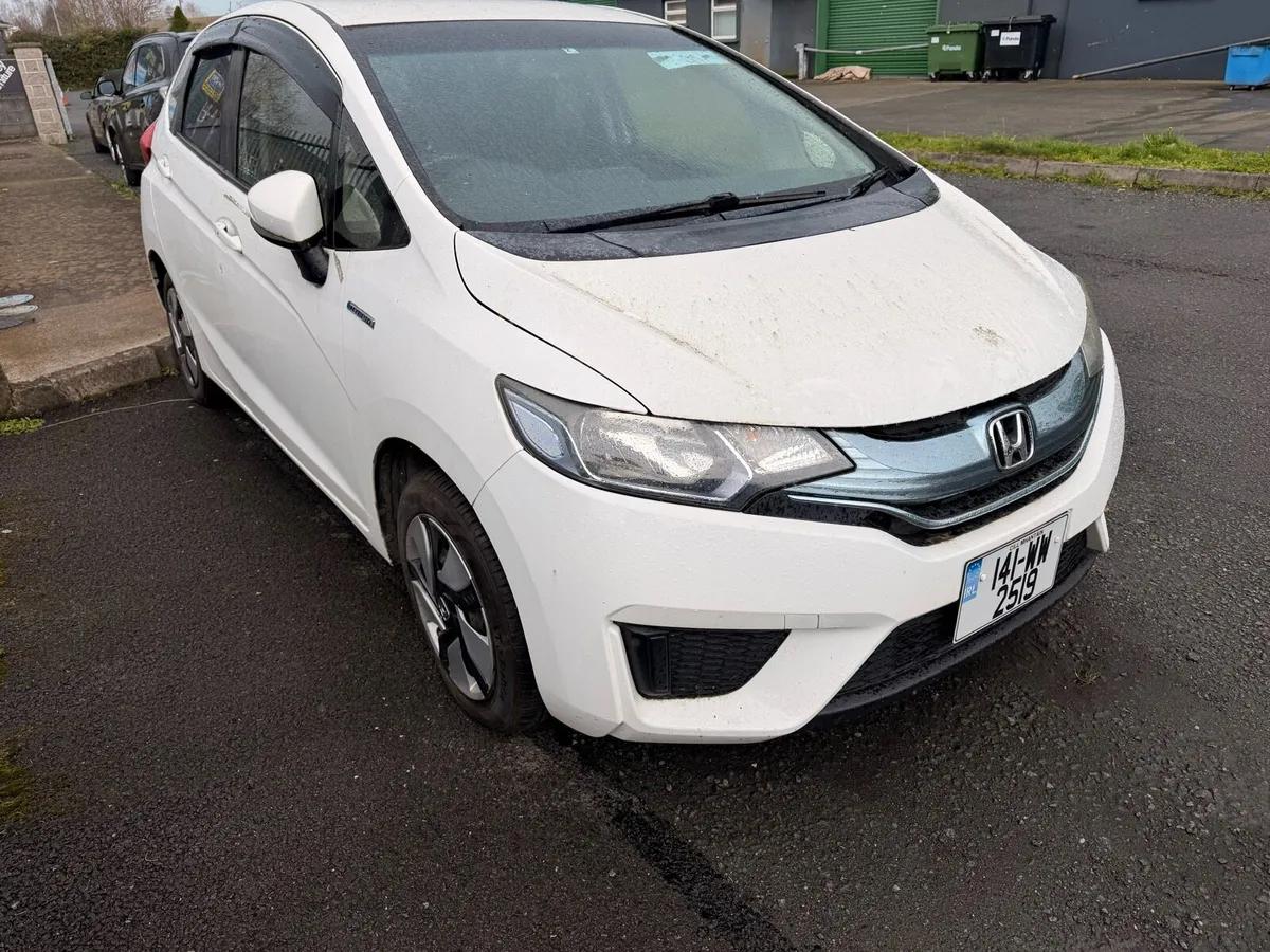 Honda Fit Hybrid - Image 2