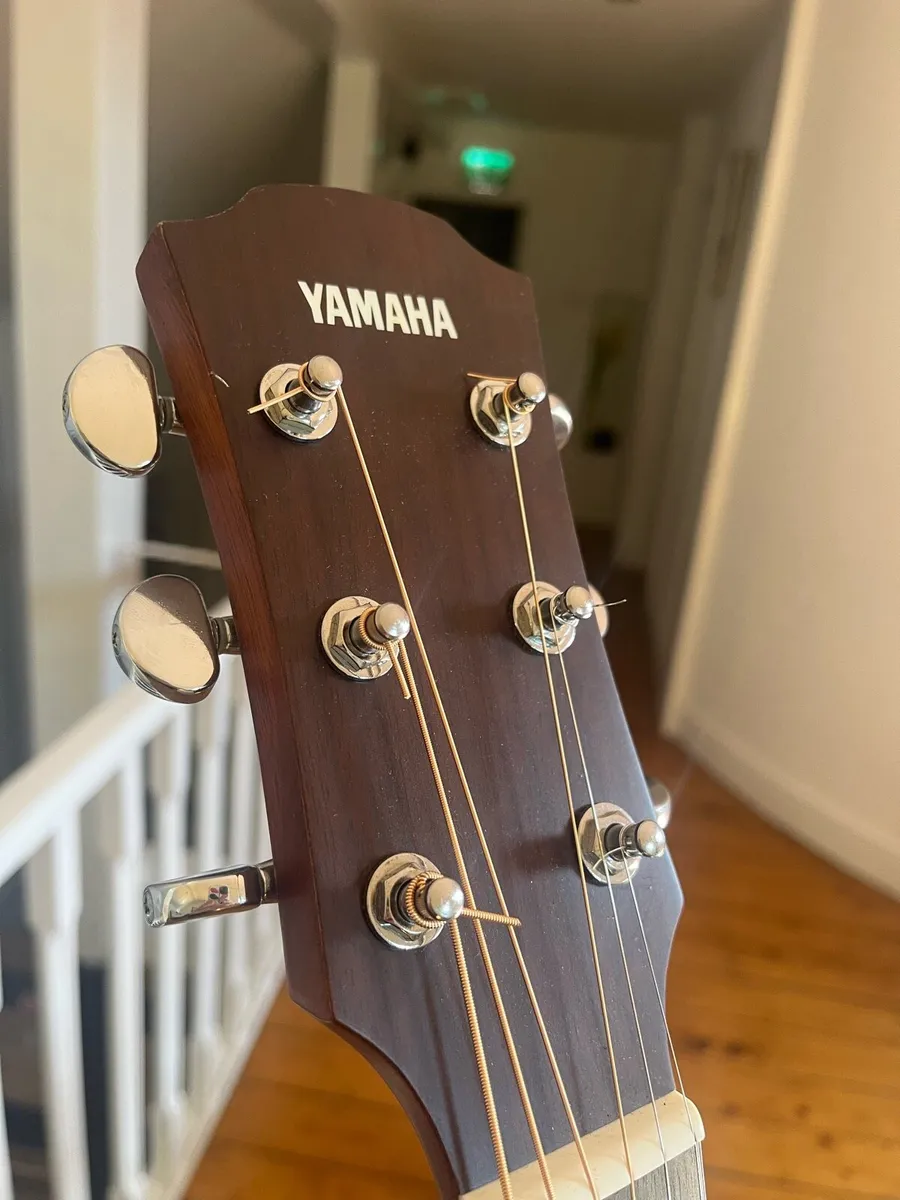 Yamaha AC3M Guitar - Image 3