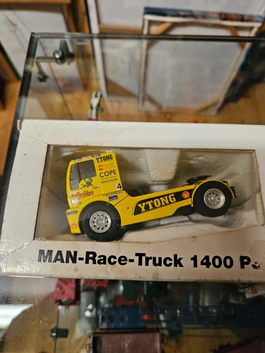 Corgi Conrad MAN Race Truck 1.50 - Image 2