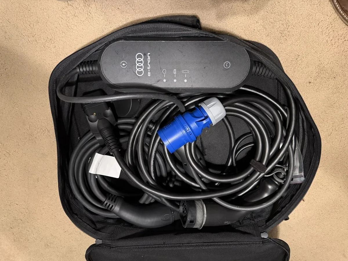 Audi E-Tron Car Charging Kit - Image 2