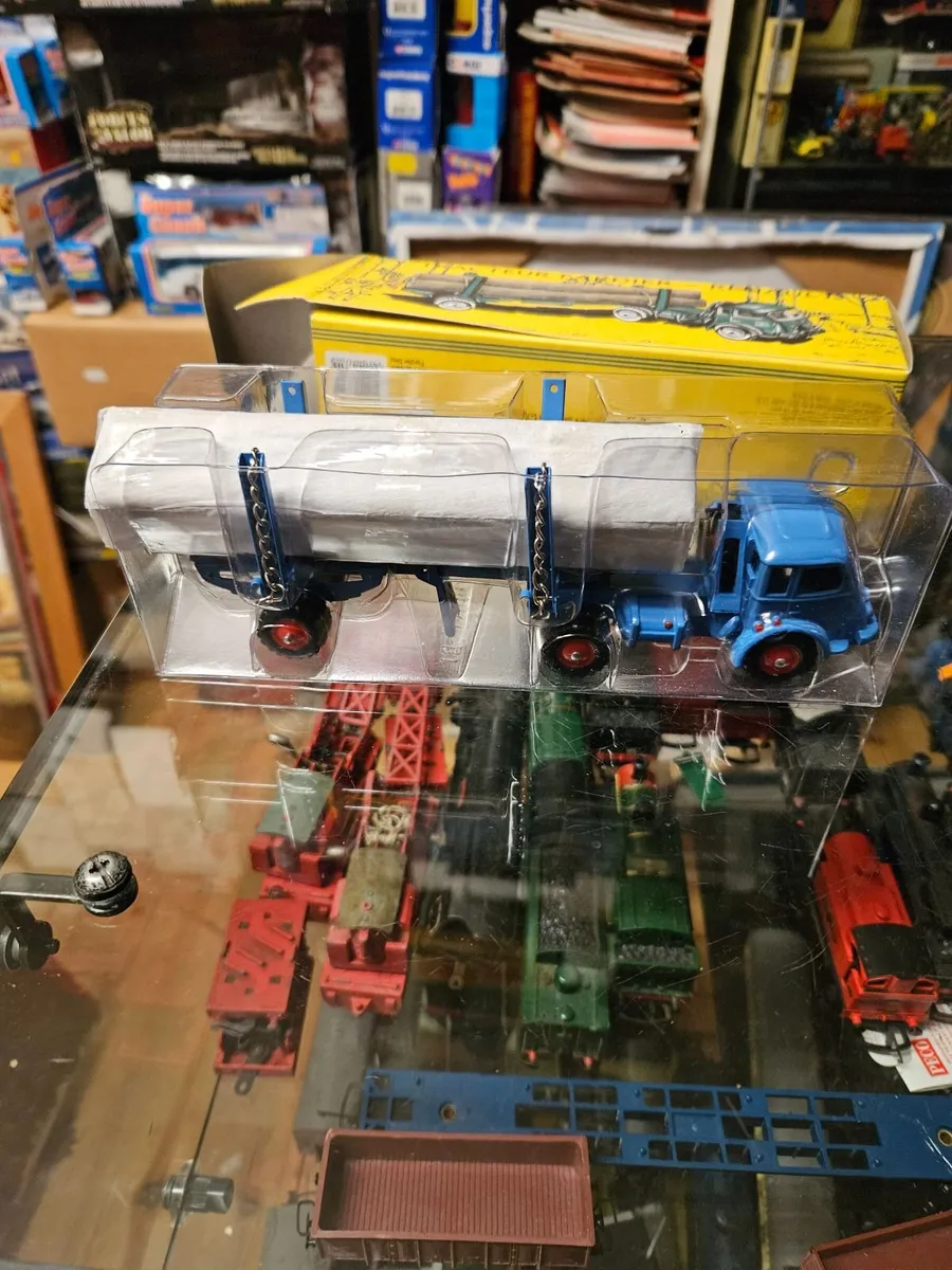 Corgi Norev Forestry Log Transporter - Image 3