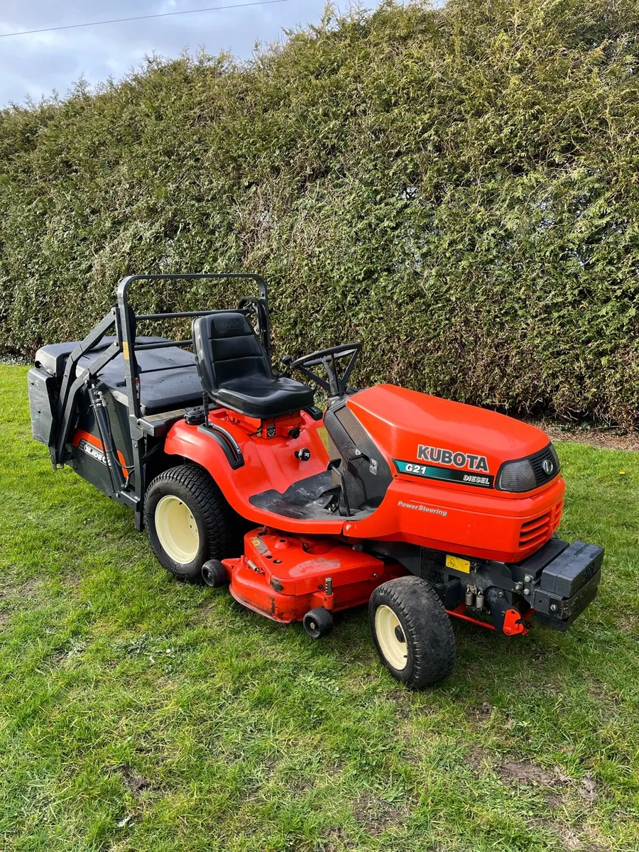 Kubota G21 lawn Mower - Image 1