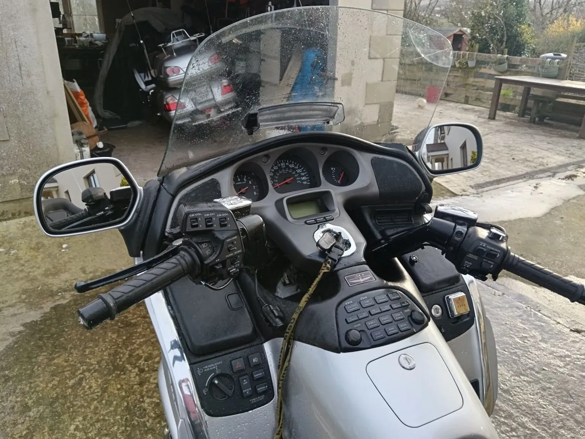 Honda goldwing gl1800 - Image 2
