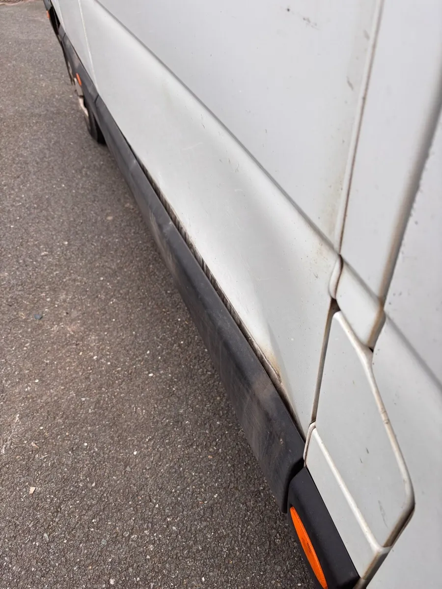 Nissan nv400 - Image 4