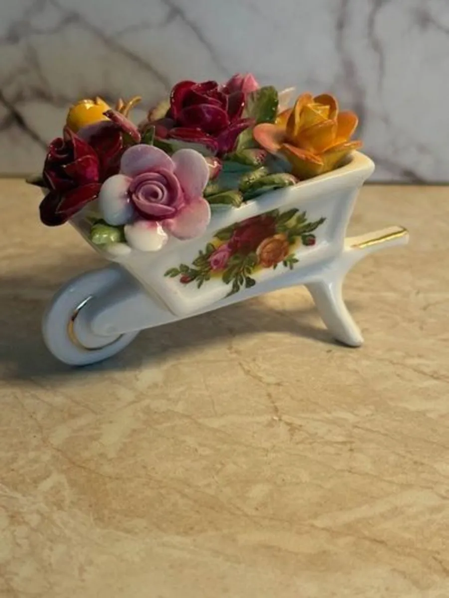 Bone China Wheelbarrow - Image 1